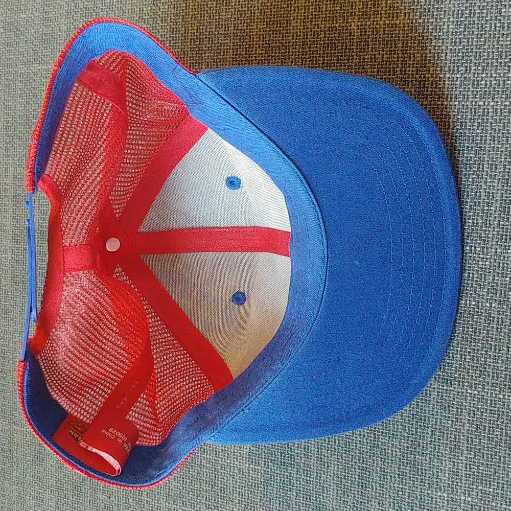 Superman hat - Picture 2 of 3